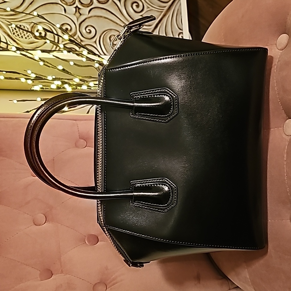 Authentic Givenchy Antigona Small In Smooth Black - image 2
